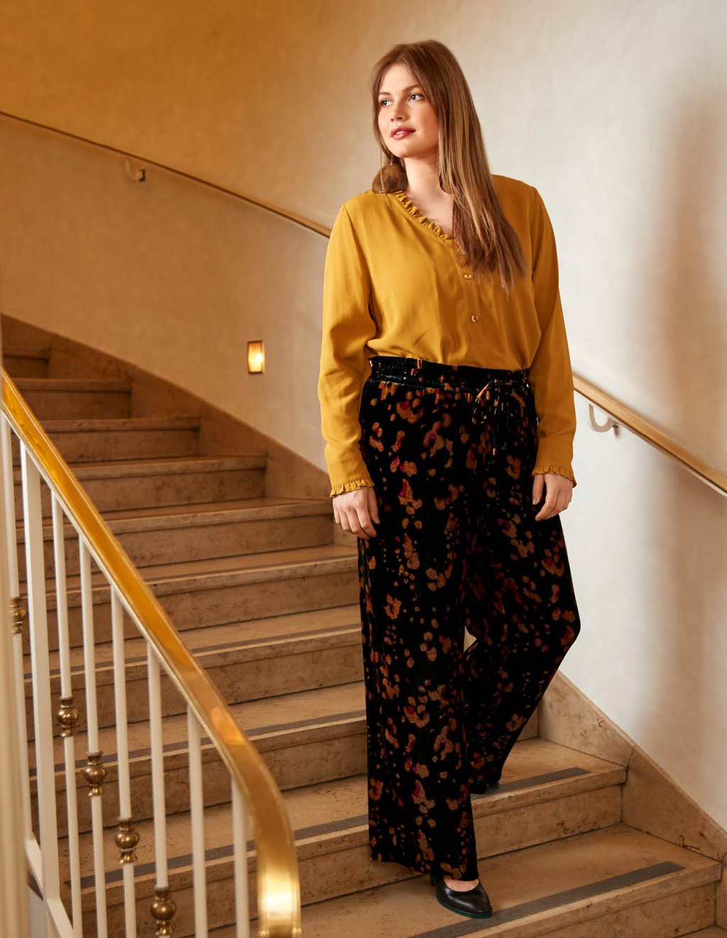 15 Kalhoty se širokými nohavicemi