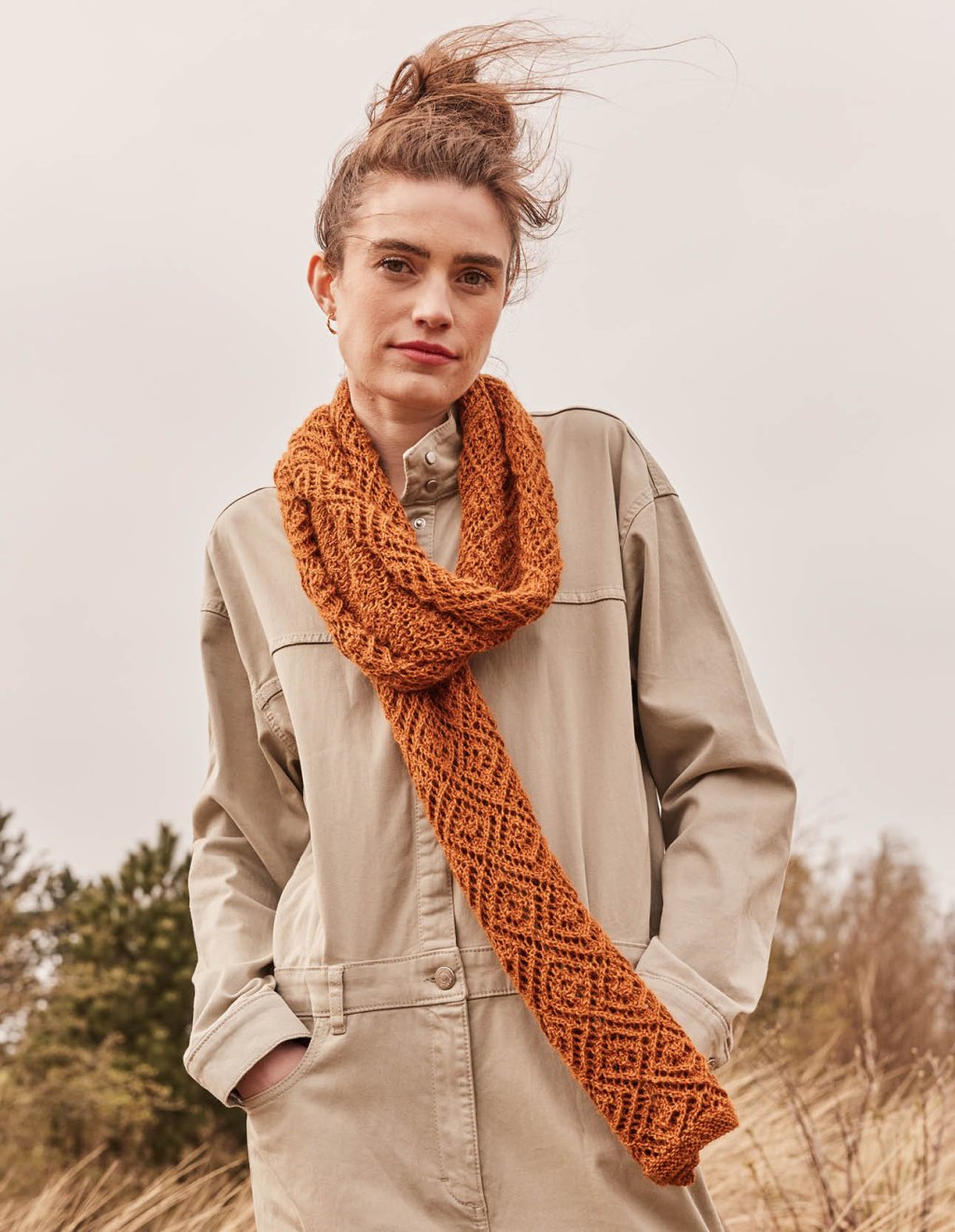 28 Šála s ažurovým vzorem