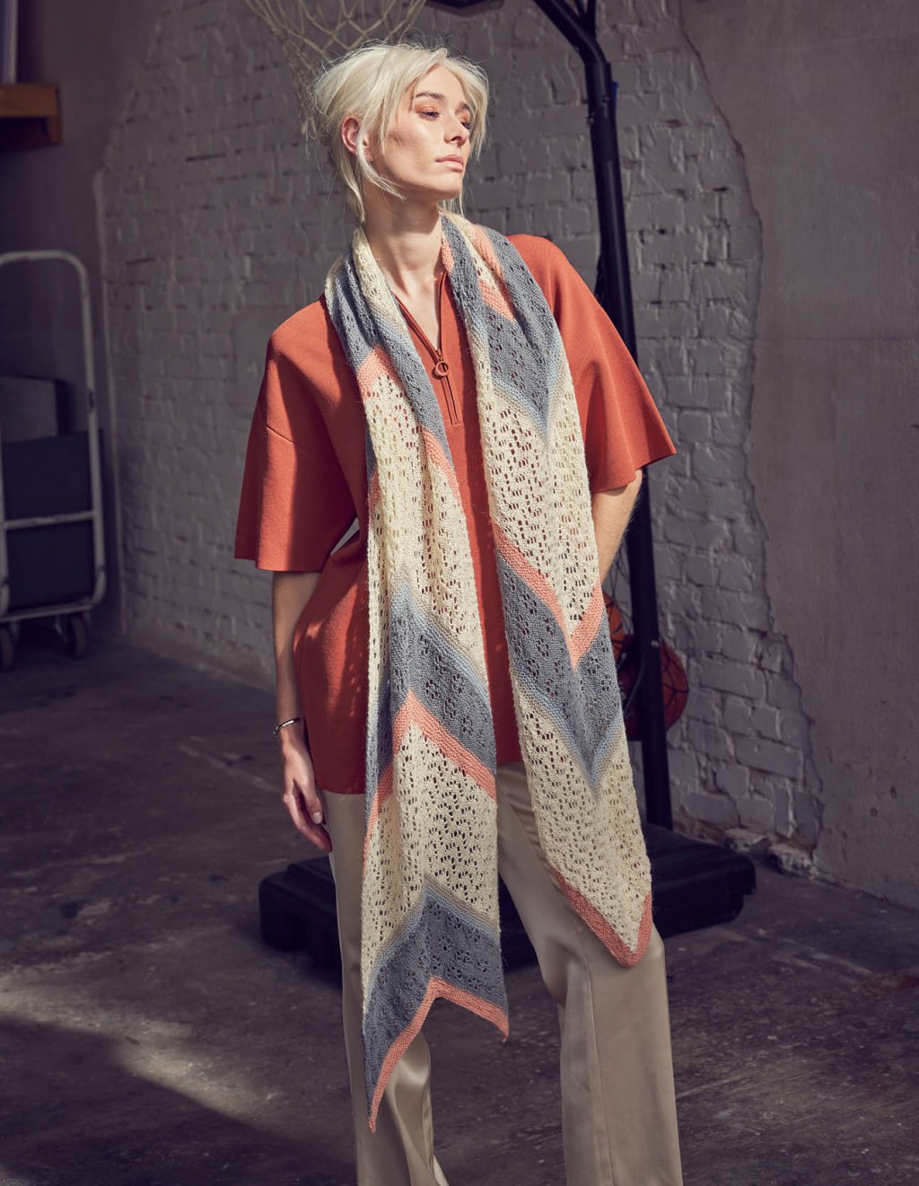 30 Šála se směsí vzorů