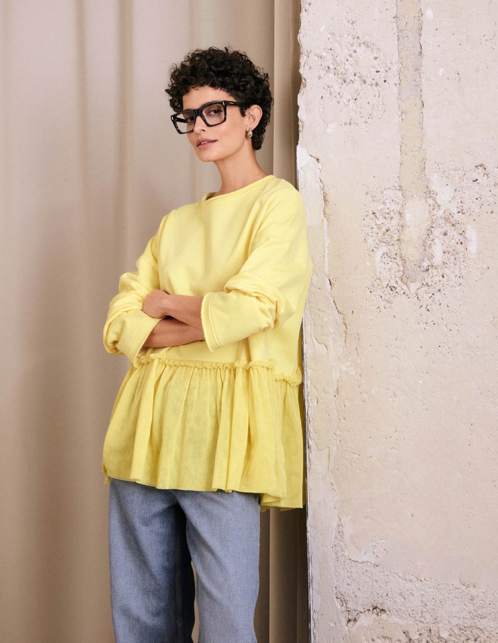 3B Mikina s volánem